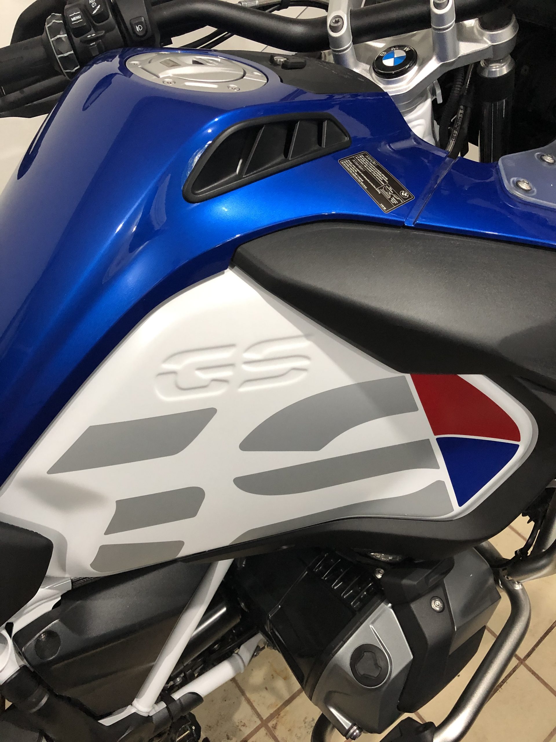 BMW R1250 GSA vs BMW R 1250 GSA low suspension