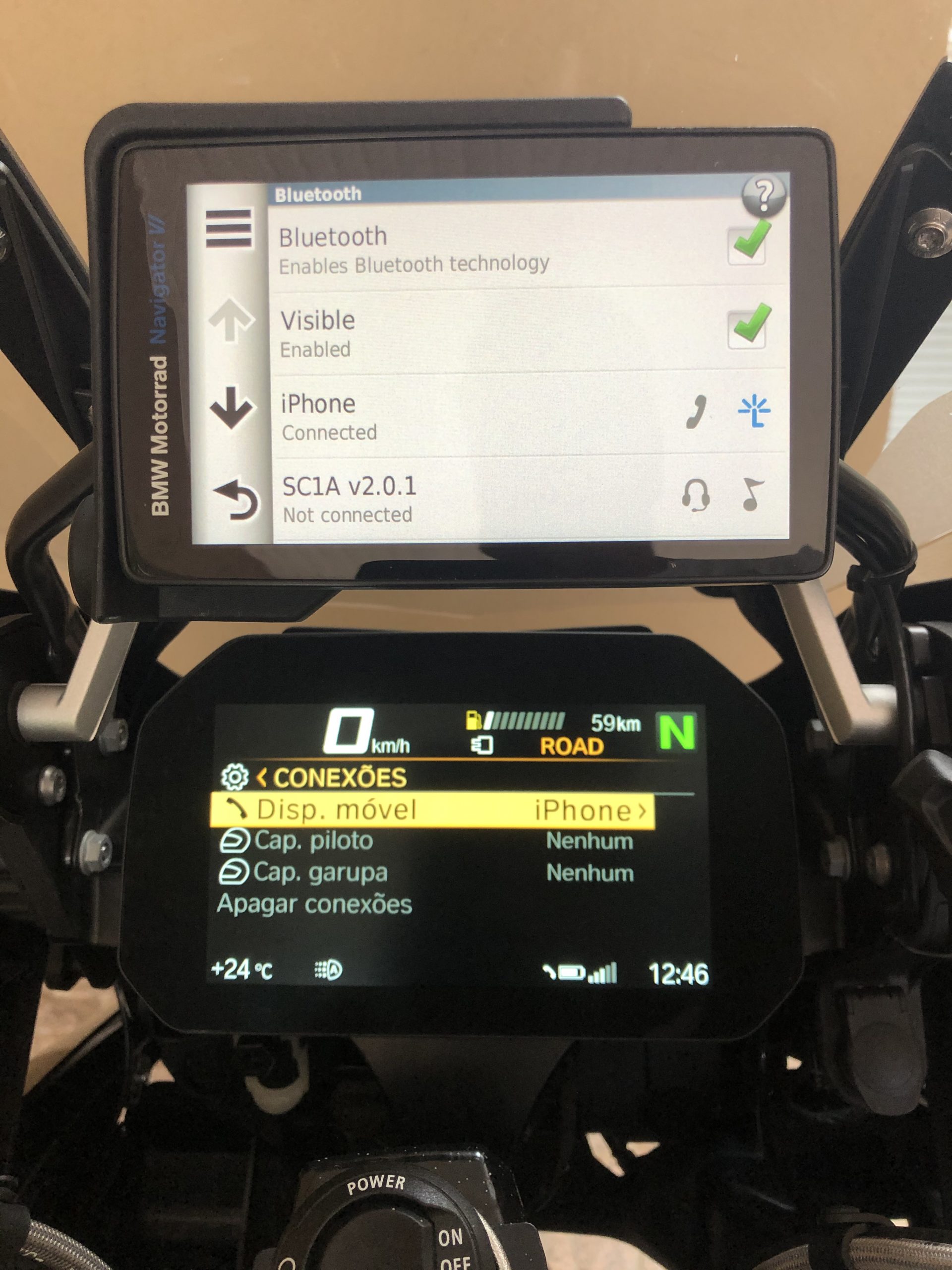 Emparelhamento de dispositivos na Tela TFT da BMW R1250 GS