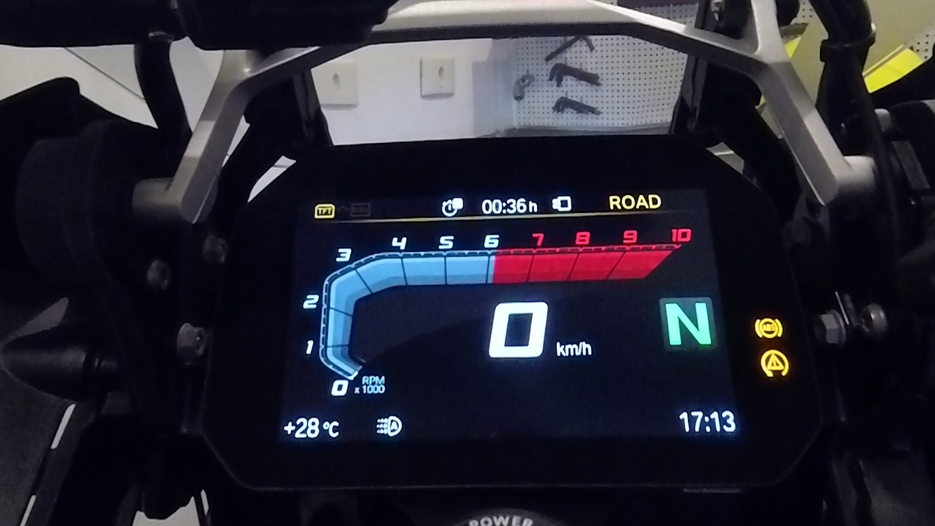 Customizando o painel TFT – BMW